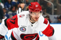 Свечников реально хочет уйти из «Каролины»?