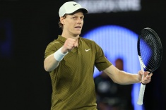 Янник Синнер переиграл Бена Шелтона на АО
