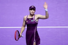 Елена Рыбакина победила Игу Швёнтек