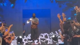 Харден появился на Fanatics Fest под музыку звезды WWE