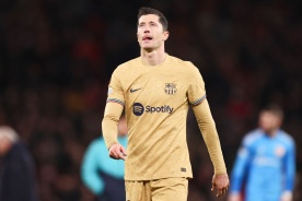 «Барселона» — «Бетис». Левандовски ревнует к Месси