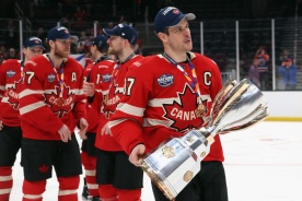 Кросби и Маккиннон разрушат шведскую мечту? Чего ждать от чемпионата мира по хоккею — 2025