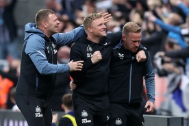 «Ньюкасл» — «Лестер». Добро пожаловать в Лигу чемпионов, Эдди Хау!