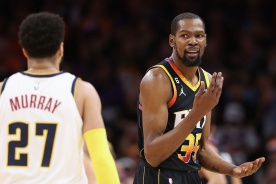 «Финикс Санз» — «Денвер Наггетс», шестой матч. Йокич обставит Букера и Дюранта