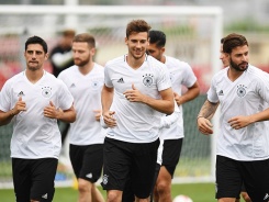 Молодая немецкая поросль быстро распечатает ворота «соккеруз»