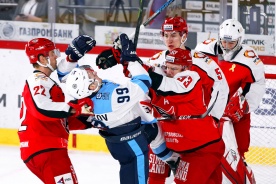 «Автомобилист»‎ — «Сибирь»‎. Прогноз: уральцы и «снеговики» дадут жару даже без Дацюка