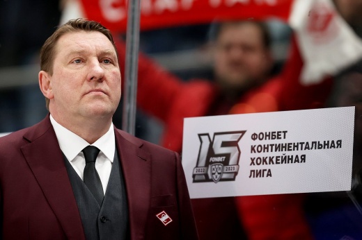«Спартак» стал обычным середняком КХЛ. Тренерская отставка это не исправит