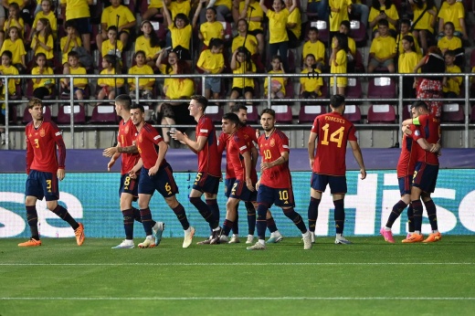 Испания забила поразительный гол на Евро. Всего через 20 секунд после начала матча!