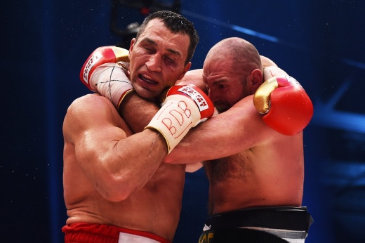 Конец эры Владимира Кличко. 6 лет назад Фьюри избавил бокс от украинского чемпиона
