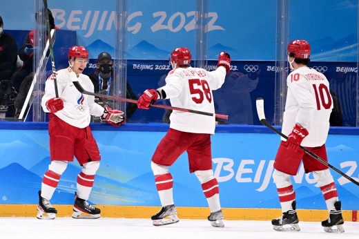 Что это за унылый хоккей? Россия выстрадала победу в матче с Данией на Олимпиаде