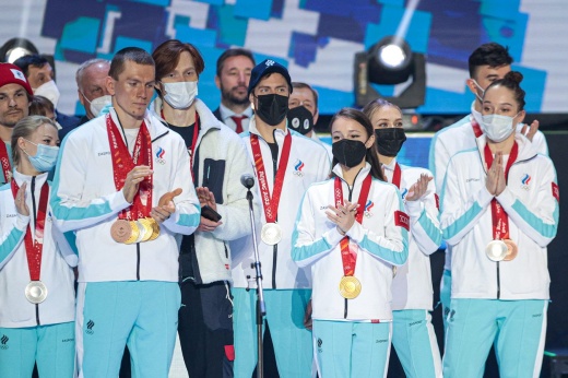 Олимпийских чемпионов оставили без люксовых иномарок. Но взамен дадут миллионы рублей!