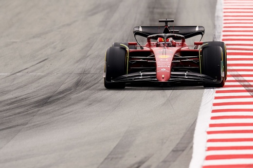 Новые правила застали пилотов Формулы-1 врасплох: почему машины начали прыгать на прямых