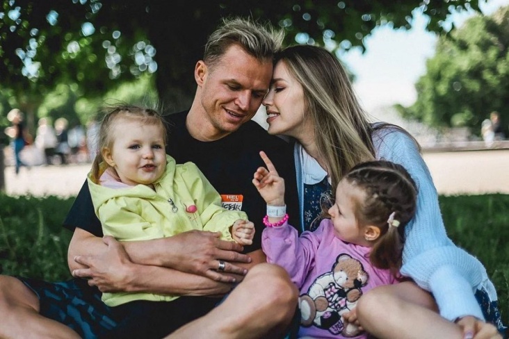 Тарасов и Костенко раскрыли пол будущего ребёнка