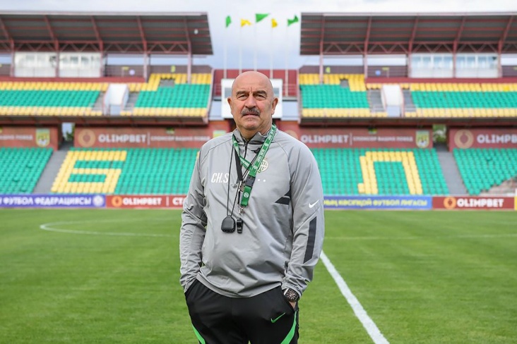 Станислав Черчесов стартовал в Лиге чемпионов