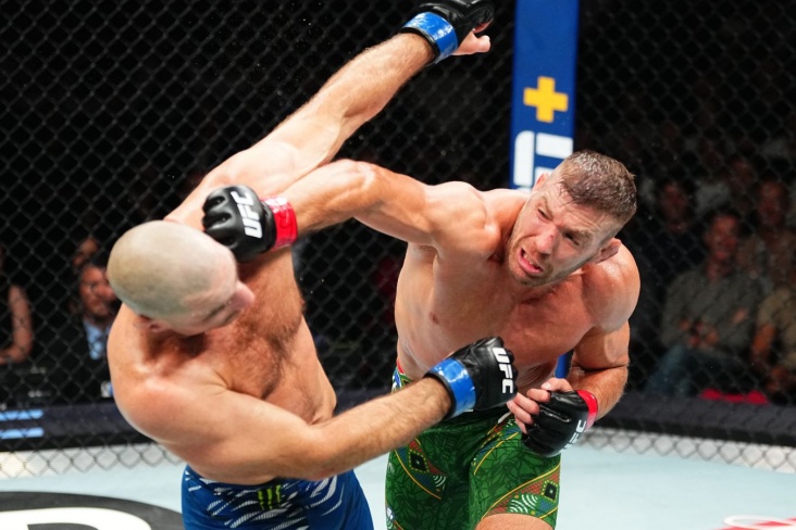 Дю Плесси избил Стрикленда и сохранил пояс UFC Дю Плесси избил Стрикленда и сохранил пояс UFC