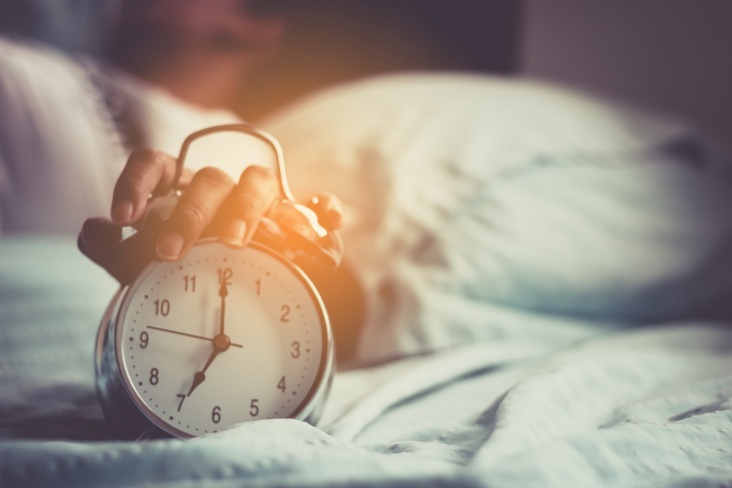 С каким будильником легче просыпаться?
