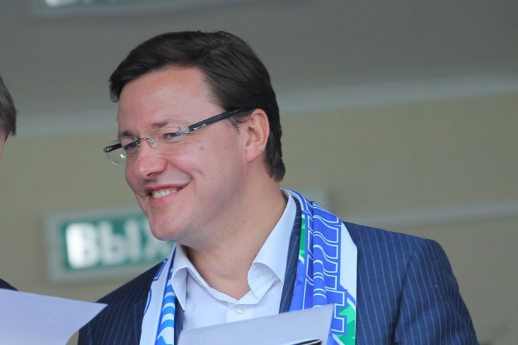 Дмитрий Азаров