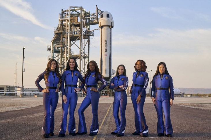 Члены экипажа Blue Origin Члены экипажа Blue Origin