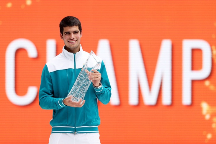 18-летний Карлос Алькарас завоевал титул
