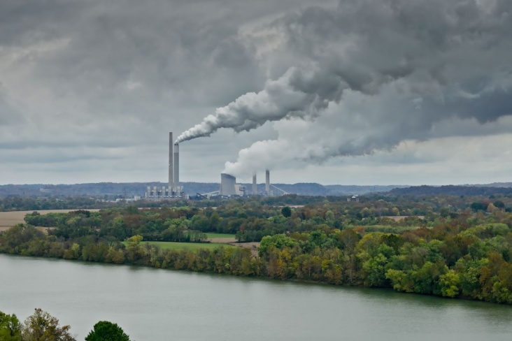 Уровень CO2 в атмосфере побил исторический рекорд Уровень CO2 в атмосфере побил исторический рекорд