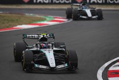 В Ф-1 раскрыли ещё один спорный трюк «Мерседеса»